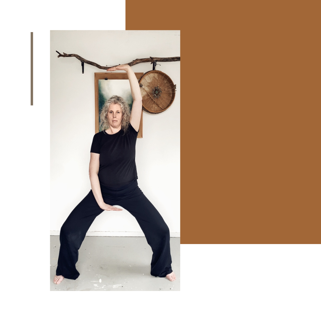 Healing-Tao-Qigong-metaal-Element Healing Tao Qigong houding van het element Metaal voor helderheid, gezonde grenzen, ruimte